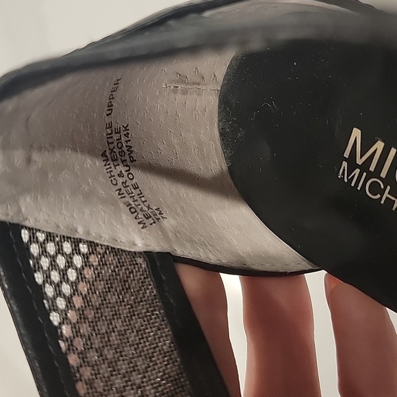 MICHAEL Micheal Kors Berkley T-Strap Mesh Heel Sandal Size 7 - Picture 10 of 10